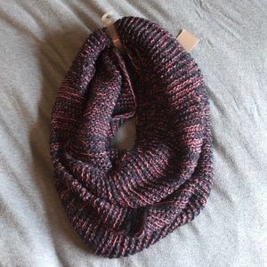 Infinity scarf